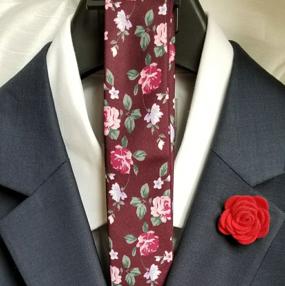 EXPRESS MODERN TIE - NWOT